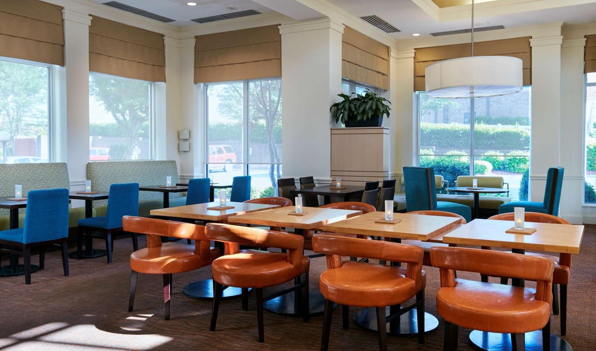 Hilton Garden Inn Charlotte North Exterior foto